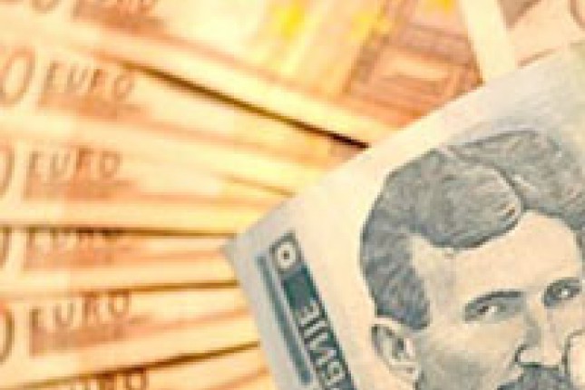 Dinar sutra još slabiji - kurs iznad 94