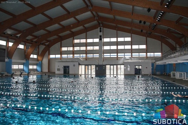 Veliki bazen na Prozivci privremeno zatvoren zbog bakterija u vodi