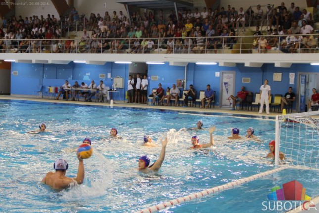 Završni turnir Prvenstva Srbije za vaterpoliste (U15) počinje večeras na bazenu SRC "Prozivka"