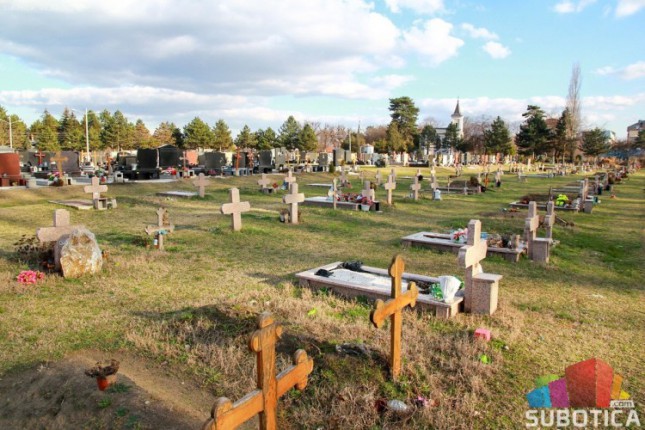 JKP "Pogrebno" spremno za predstojeće praznike, krađe još uvek teško rešiv problem