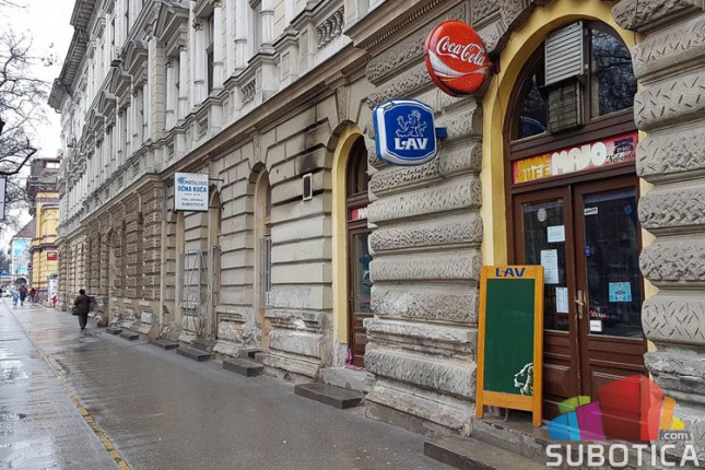 Kafana "Majo" nastavlja da živi