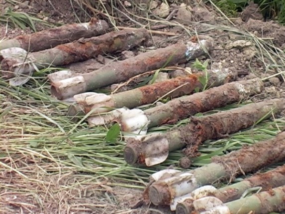 Građani pronašli zakopano oružje