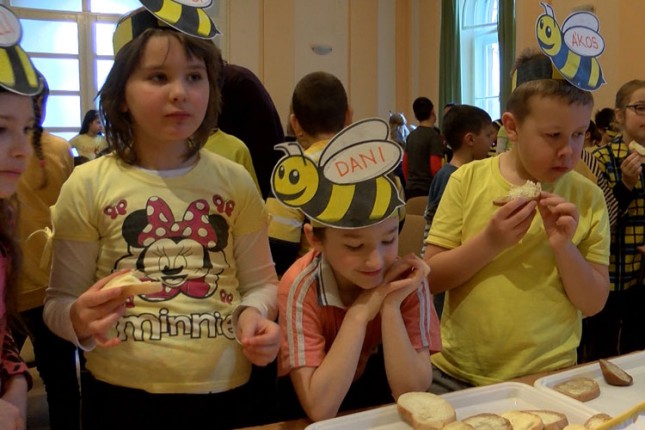 Medeni doručak za đake