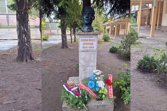 Položeni venci na bistu Jovanu Mikiću Spartaku