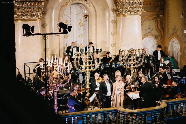 Štrausovi valceri u veličanstvenom ambijentu Subotičke sinagoge