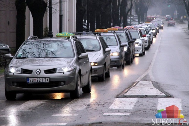 Predložena nova odluka o taksi prevozu