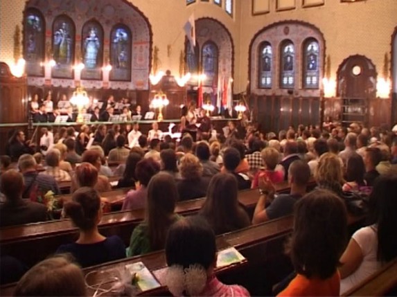 Maturanti Muzičke škole priredili veličanstven koncert