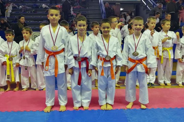 Karate: Spartak Enpi osvojio 30 medalja na turniru u Jagodini