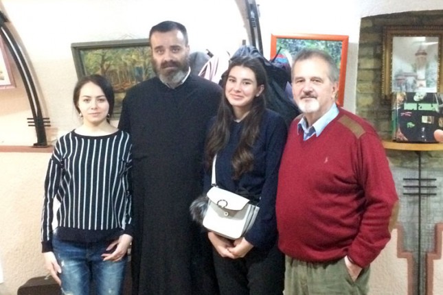 Dve Ruskinje na krsnoj slavi Zavičajnog udruženja "Slavonija i Baranja"