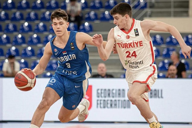 Košarka: Kadeti Srbije u polufinalu, Simjanovski ponovo među najzapaženijima!