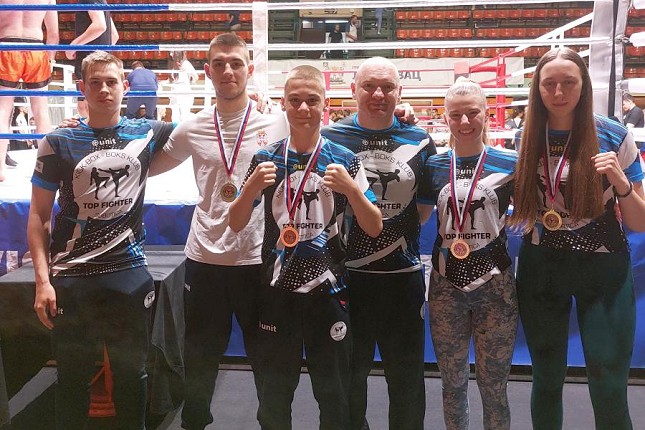 Kik boks: Četiri medalje takmičara "Top fighter-a" na Prvenstvu Srbije u Lazarevcu