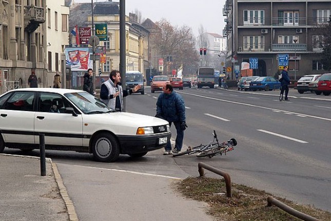 16 saobraćajnih nesreća u toku dana