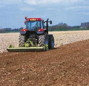 Iz kancelarije obrađuju oranice