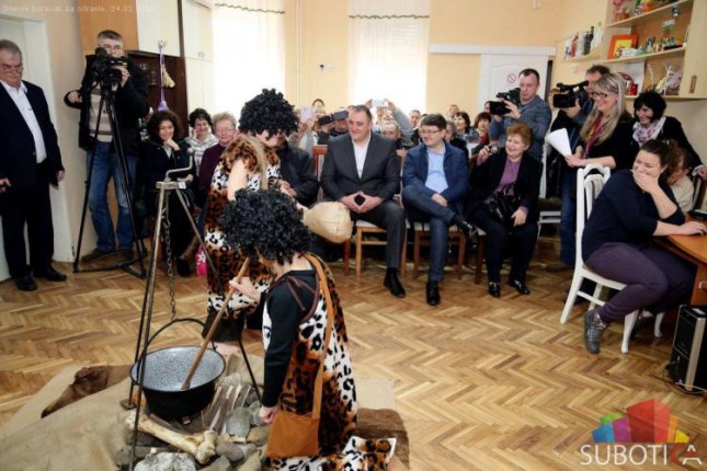 Predstavom obeležen Dan Doma za odrasle