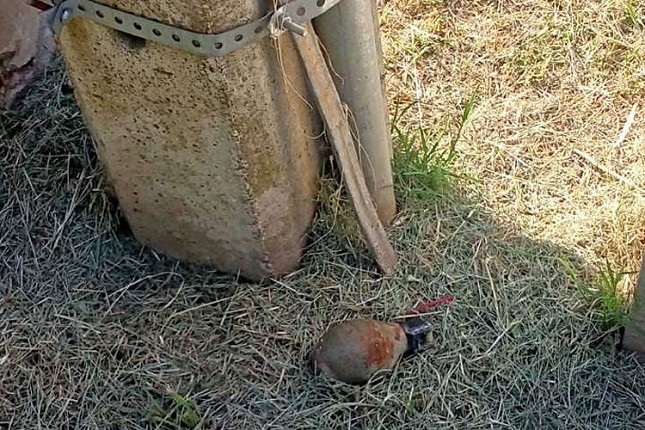 U Hajdukovu sinoć eksplodiralo više ručnih bombi, jedna neaktivirana tokom popodneva uklonjena