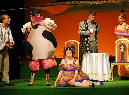 Predstava "Engleske ruže"