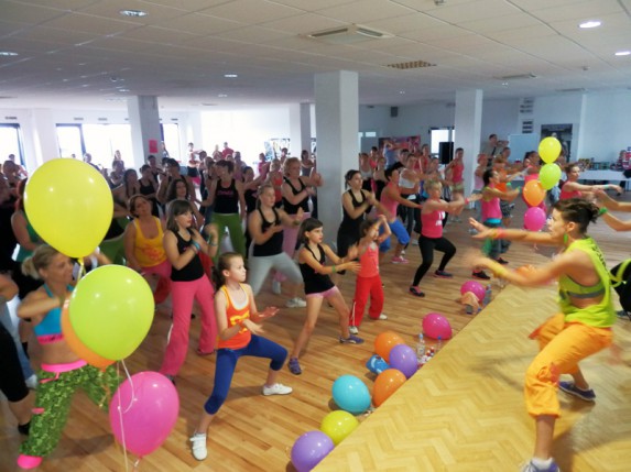 Sasvim neobičan fitnes: Zumba skup, trening i party u Subotici