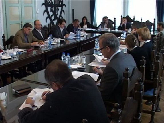 Usvojen predlog budžeta za 2012. godinu