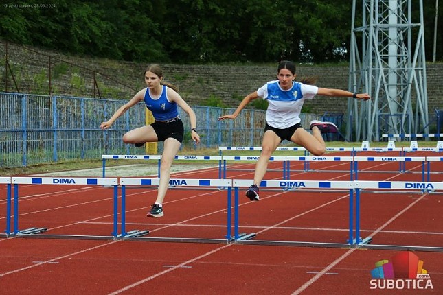 Аtletski klub "Spartak" dobio vrednu sportsku opremu