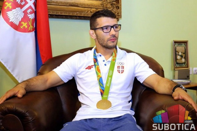 Davor Štefanek proglašen za najboljeg rvača sveta za 2016. godinu