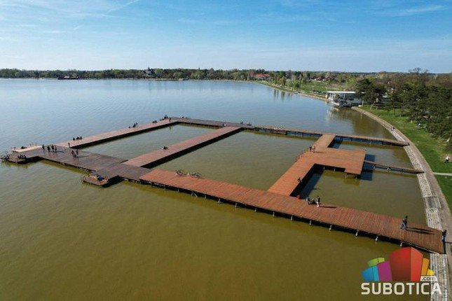 U toku potraga za muškarcem za kojeg se sumnja da se utopio u Palićkom jezeru