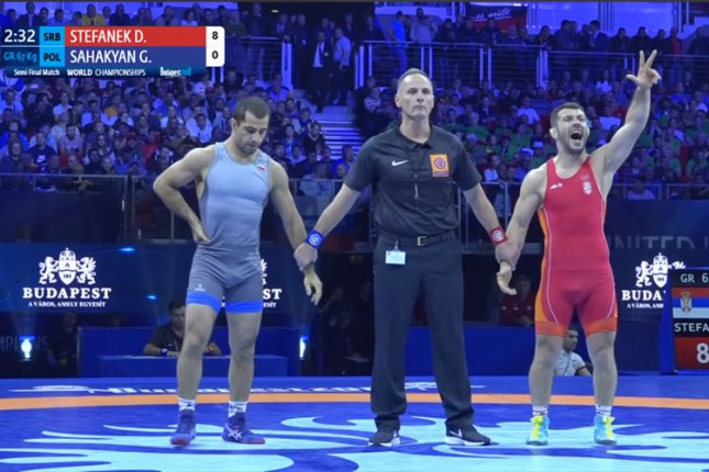 Rvanje: Štefanek u finalu planetarne smotre, popodne za zlato