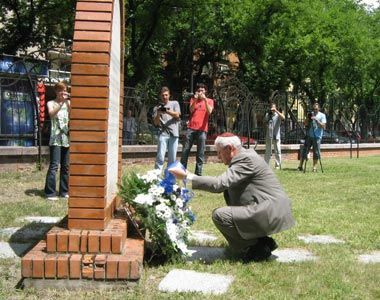 Venci za godišnjicu deportacije subotičkih Jevreja