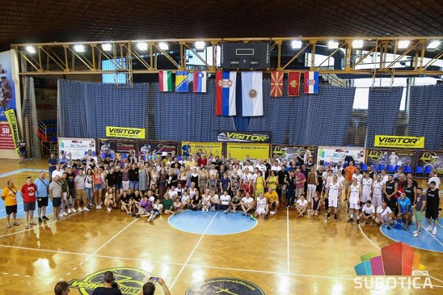 Održan 23. tradicionalni međunarodni turnir košarkaških veterana i veteranki