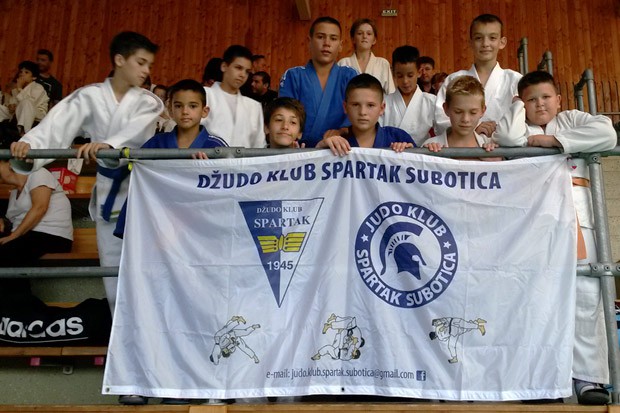 7 medalja džudista na Tenkes Kupu