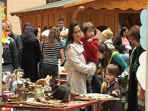 Otvorena izložba “Porodica – to je moja snaga”