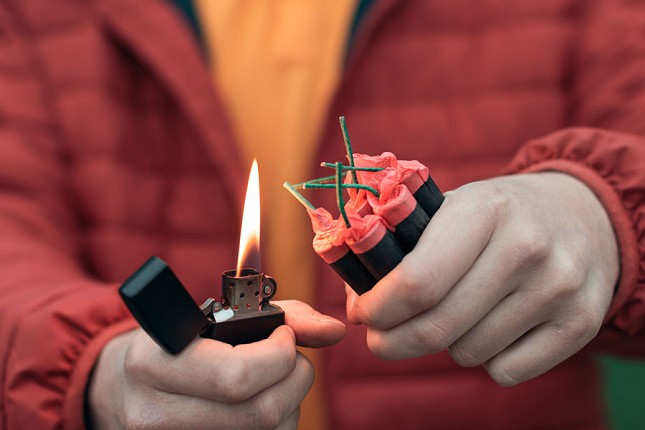 Zvuk petardi izaziva burne reakcije kod dece sa smetnjama u razvoju!