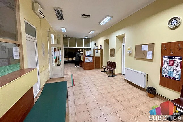 Izmenjeno radno vreme više ambulanti tokom naredne sedmice (3-5. januar)