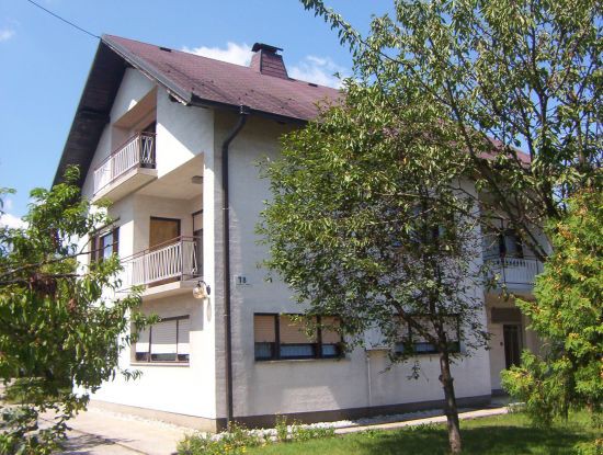 Cene nekretnina niže za četvrtinu