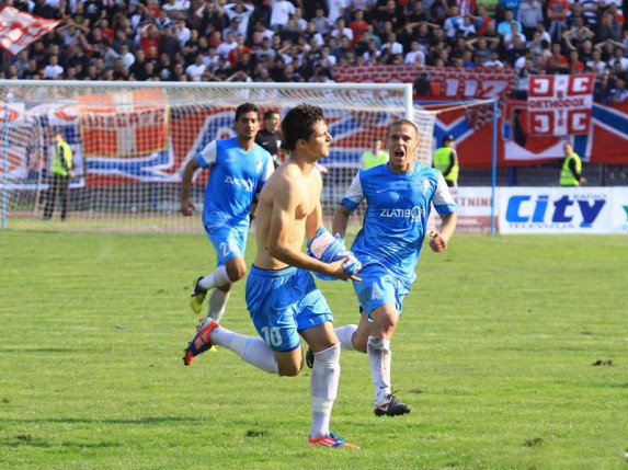 Navijači zamerili Despotoviću zbog majice druge navijačke grupe