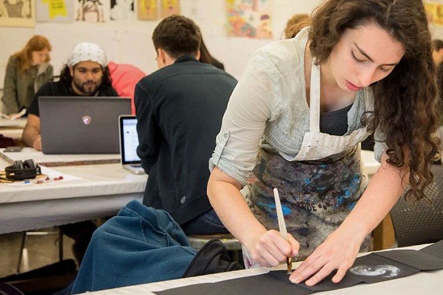 Većina mladih očekuje da će na prvi posao čekati do pola godine od završetka školovanja