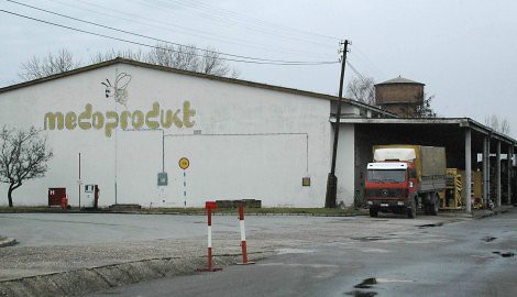 Dug vratili rakijom bez akciznih markica