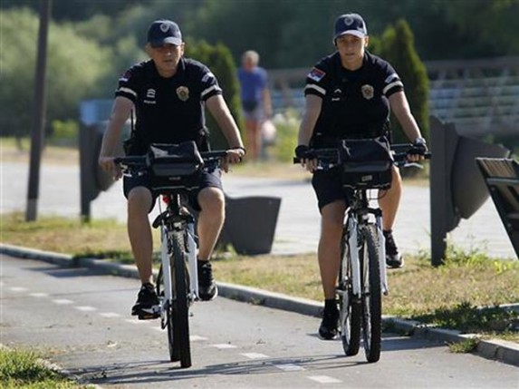 Čuvari grada na biciklima