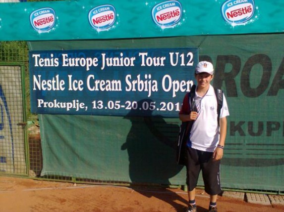 Još dva pehara za mladog tenisera Nemanju Subanovića