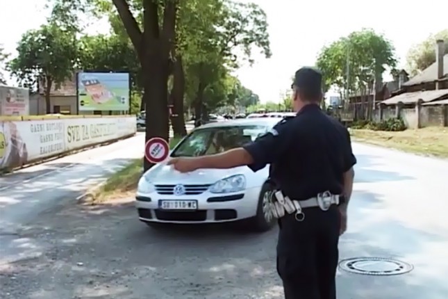 MUP: Vozite oprezno, poštujte ograničenja i vežite pojas