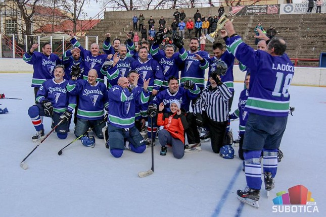 Hokej: Održan XX "Winter classic" - Spartak, Vojvodina I Noćne ptice najbolji