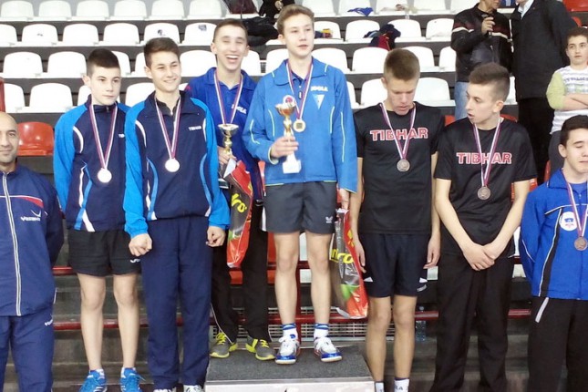 Uspešan nastup stonotenisera Spartaka na kadetskom turniru u Nišu
