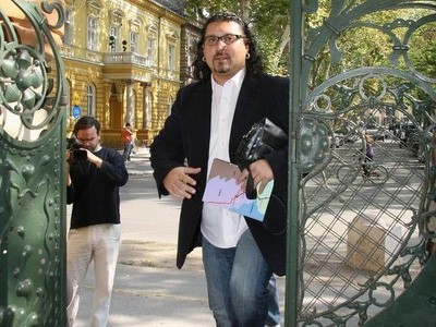 Nikolić nastavlja obilazak kulturnih institucija