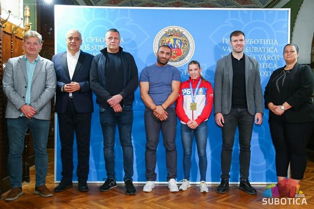 Kristini Nađ Vargi i bokserima “Spartaka” upriličen prijem u Gradskoj kući