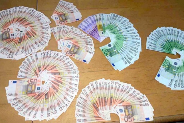 Otkriveno 25.000 evra u tapacirungu automobila