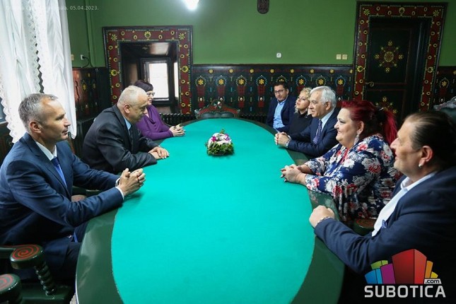 Subotica će nastaviti da vodi brigu o Romima