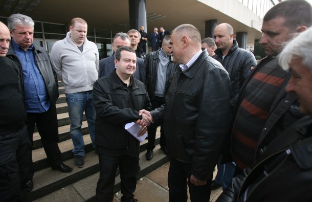 Prekinut štrajk poljoprivrednika - putevi prohodni