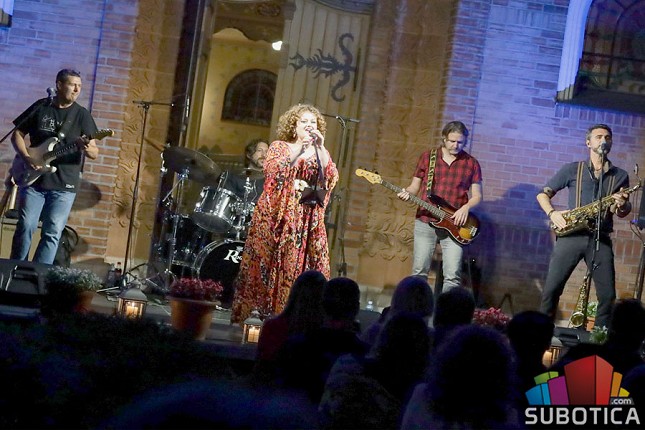 Koncert „Blues in the Park“ u Sinagogi oduševio Subotičane