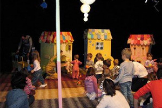 Počele predstave u „Teatru u pelenama“