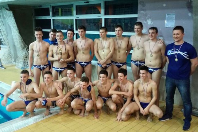 Vaterpolisti Spartak Prozivke osvojili Kup Srbije za igrače do 15 godina