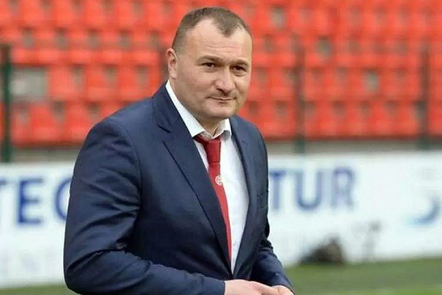 Fudbal: Spartak i zvanično predstavio novog trenera Nebojšu Vučkovića